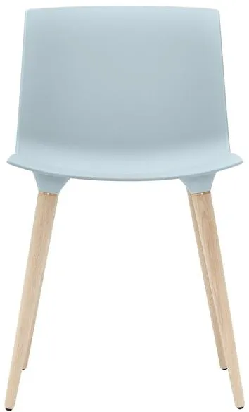 Andersen Furniture TAC Matstol Ekträ/Ljusblå